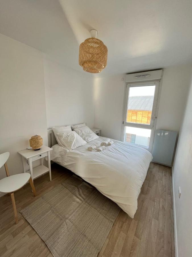 Modern And Bright Apartment Near Paris La Courneuve Exterior foto
