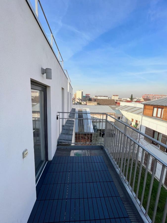 Modern And Bright Apartment Near Paris La Courneuve Exterior foto
