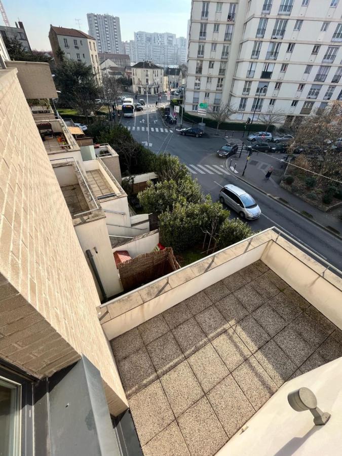 Modern And Bright Apartment Near Paris La Courneuve Exterior foto